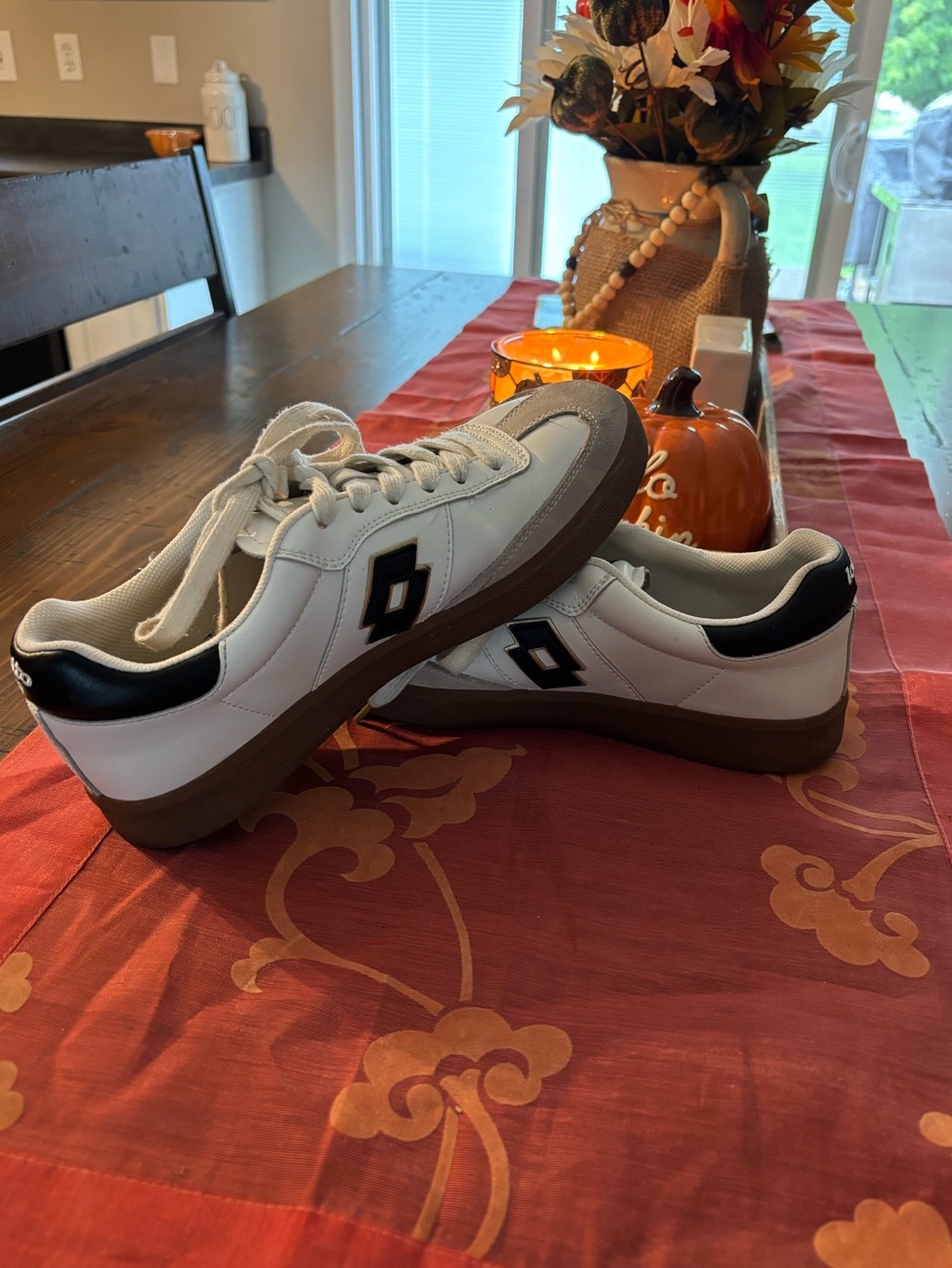 Lotto Brasil Select OG Women's Sneakers in White & Black - Picture 2 of 4